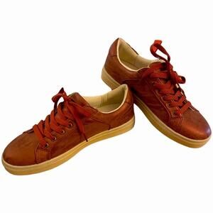 Secret Celebrity Felictiy Sneakers Pearl Ruby Red Low Top Memory Foam Footbed